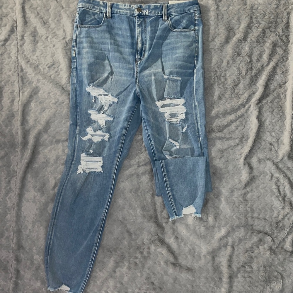 AE next level stretch jegging. Size 16